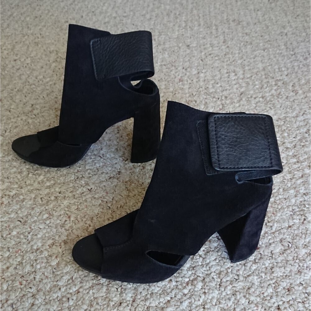 Pedro Garcia Yeca Suede & Leather Pumps In Black size 39